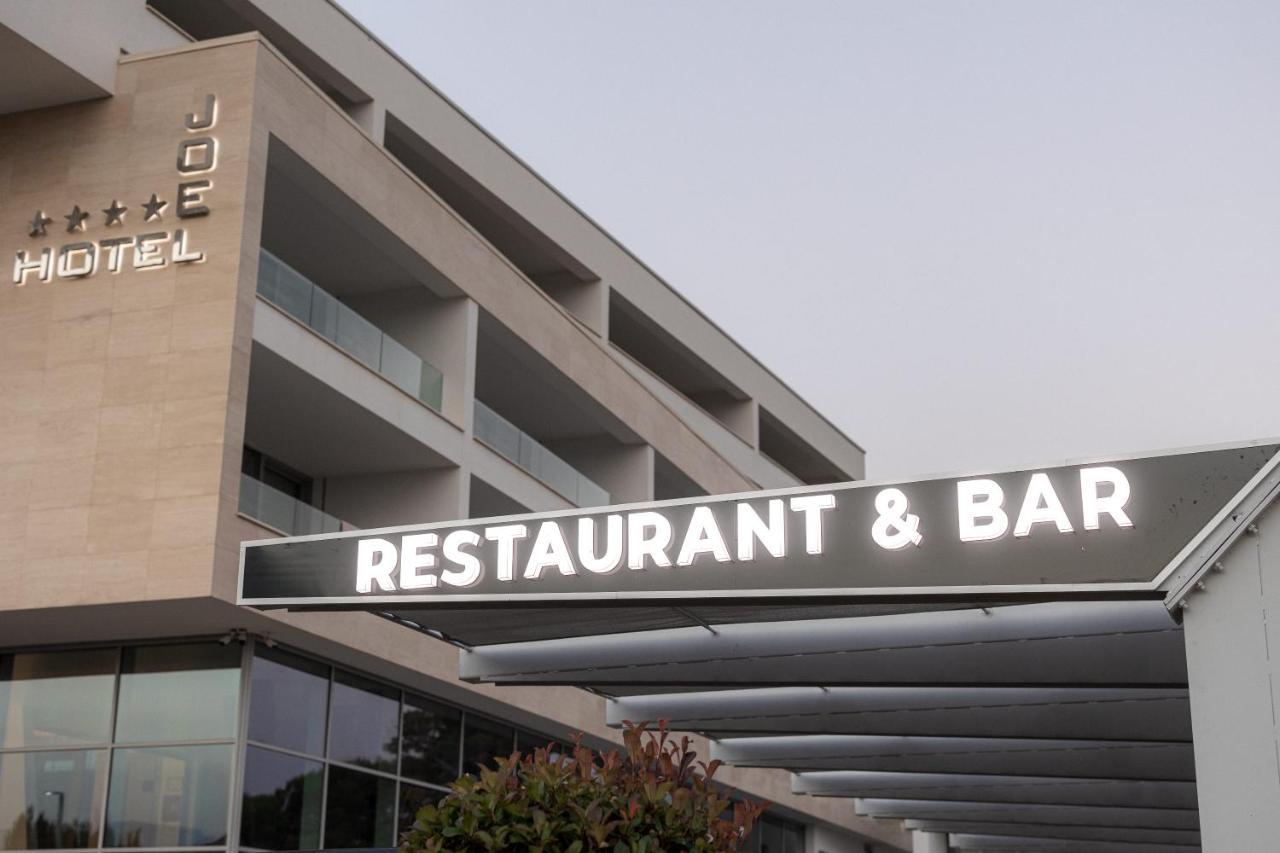 Aparthotel Joel Novalja Bagian luar foto